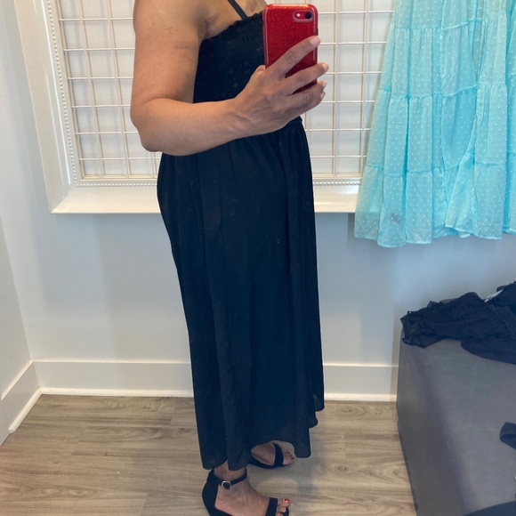 Torrid Crop Gauze Smocked Strapless Beach Jumpsuit, Black, Size 0 (10-12… - Picture 8 of 8